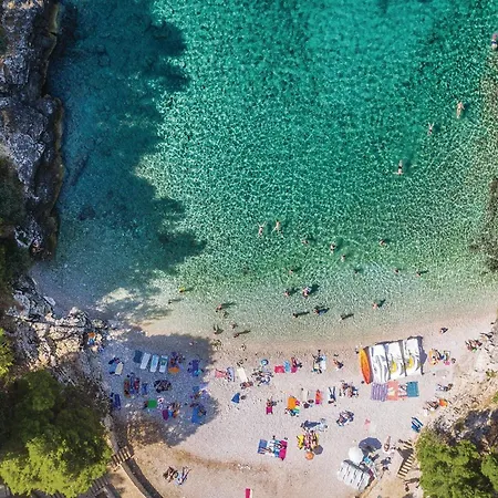 2 Bedroom Gorgeous In Apartmán